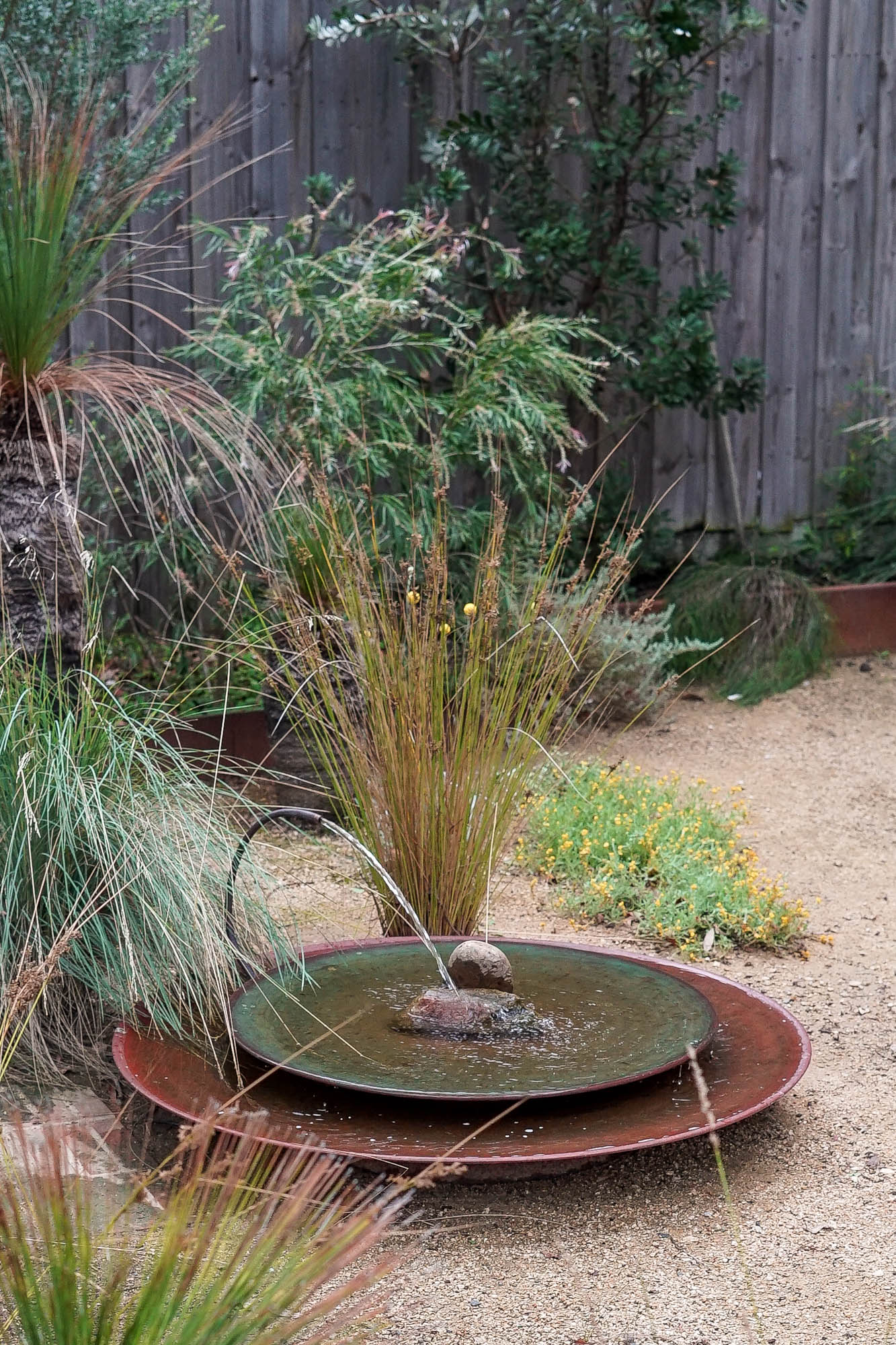 Stacked Dishes Water Feature – Mallee Bird Baths and Water Bowls